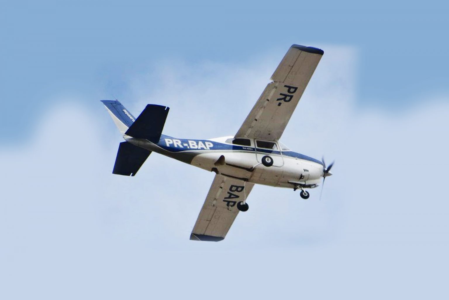 cessna-210-piquiatuba-t-xi-a-reo